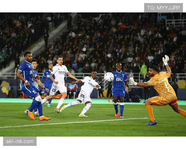 案例研究:英超升班马如何依靠5-4-1坚守阵型成功保级